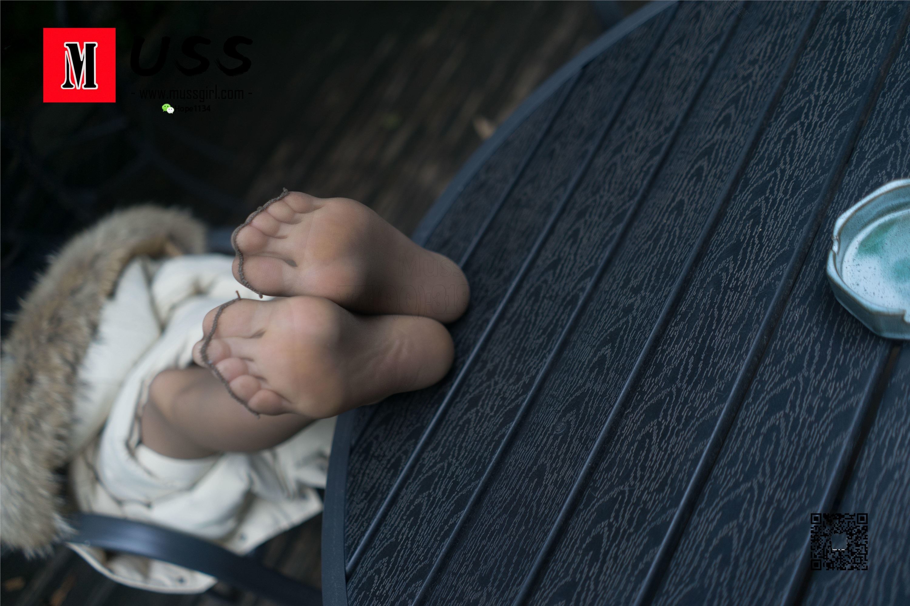 MussGirl慕丝女郎  NO.267-院落一角的黑丝足迹